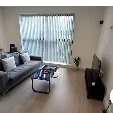 Lovely 2-Bedrooms With Free Parking Canvey Island 外观 照片