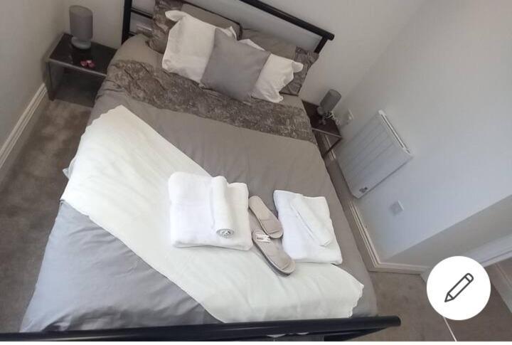 Lovely 2-Bedrooms With Free Parking Canvey Island 外观 照片